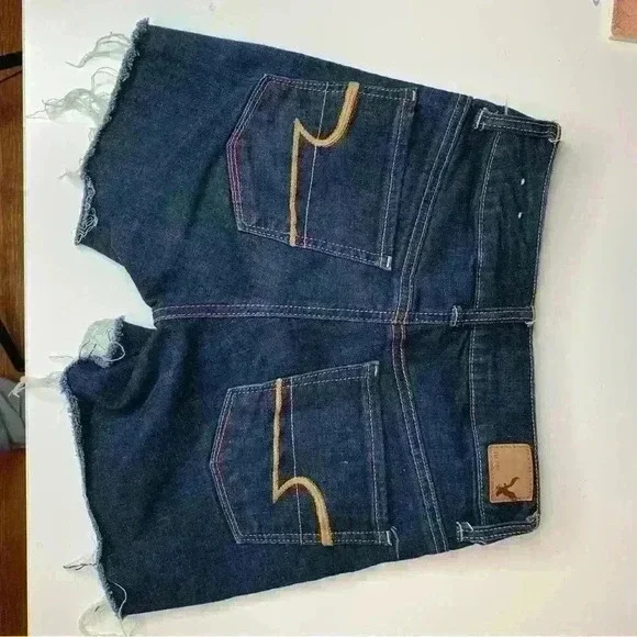 American Eagle Denim Shorts Frayed Hem - Picture 2 of 6